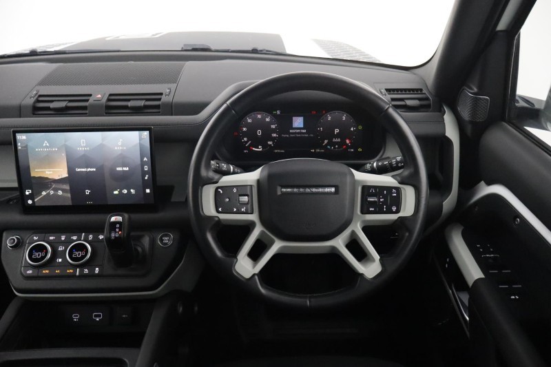 2023 (23) LAND ROVER DEFENDER 3.0 D250 X-Dynamic HSE 110 5dr Auto 5276640