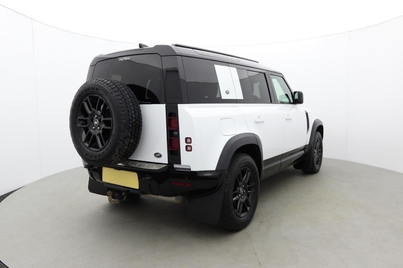 2023 (23) LAND ROVER DEFENDER 3.0 D250 X-Dynamic HSE 110 5dr Auto 5276599