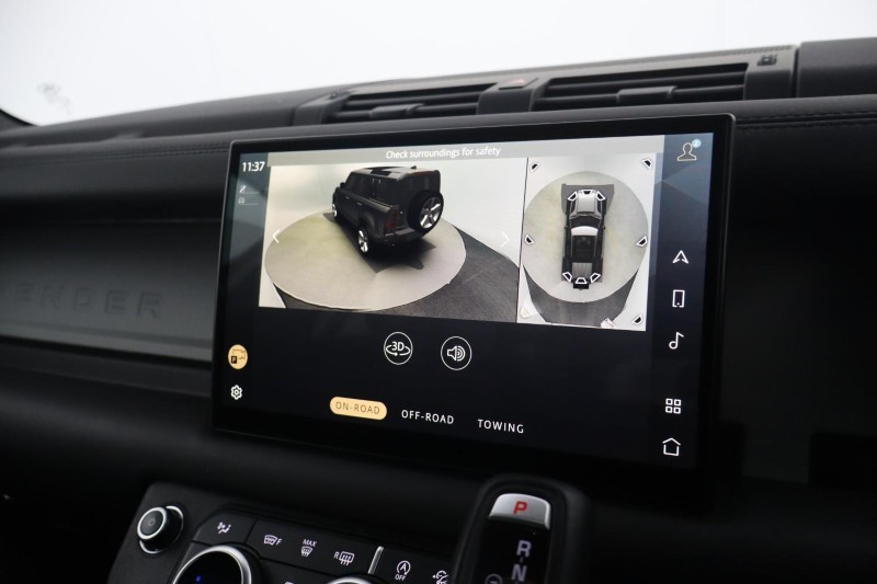 2023 (23) LAND ROVER DEFENDER 3.0 D250 X-Dynamic HSE 110 5dr Auto 5276647