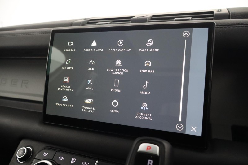 2023 (23) LAND ROVER DEFENDER 3.0 D250 X-Dynamic HSE 110 5dr Auto 5276655