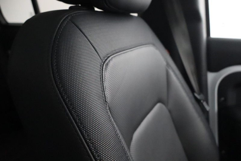 2023 (23) LAND ROVER DEFENDER 3.0 D250 X-Dynamic HSE 110 5dr Auto 5276661