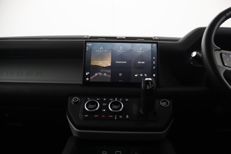 2023 (23) LAND ROVER DEFENDER 3.0 D250 X-Dynamic HSE 110 5dr Auto 5276638