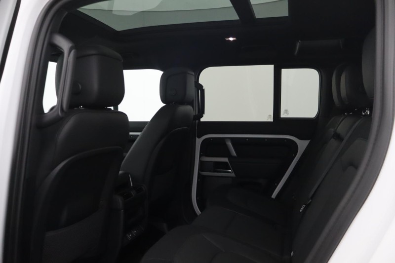 2023 (23) LAND ROVER DEFENDER 3.0 D250 X-Dynamic HSE 110 5dr Auto 5276610