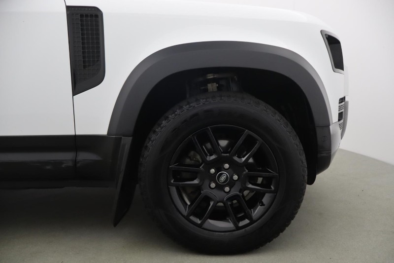 2023 (23) LAND ROVER DEFENDER 3.0 D250 X-Dynamic HSE 110 5dr Auto 5276621