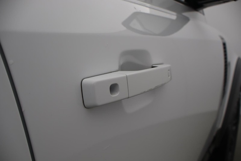 2023 (23) LAND ROVER DEFENDER 3.0 D250 X-Dynamic HSE 110 5dr Auto 5276619