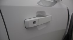 2023 (23) LAND ROVER DEFENDER 3.0 D250 X-Dynamic HSE 110 5dr Auto 5276619