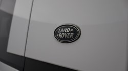 2023 (23) LAND ROVER DEFENDER 3.0 D250 X-Dynamic HSE 110 5dr Auto 5276608