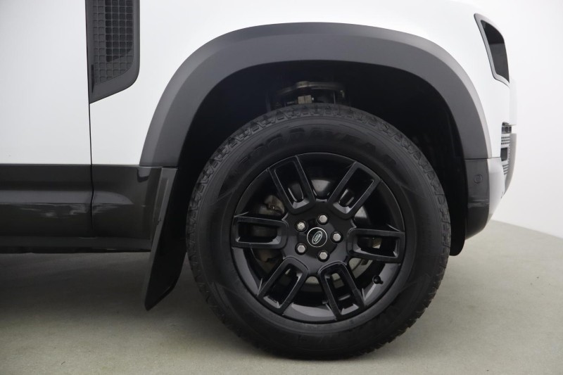 2023 (23) LAND ROVER DEFENDER 3.0 D250 X-Dynamic HSE 110 5dr Auto 5276623