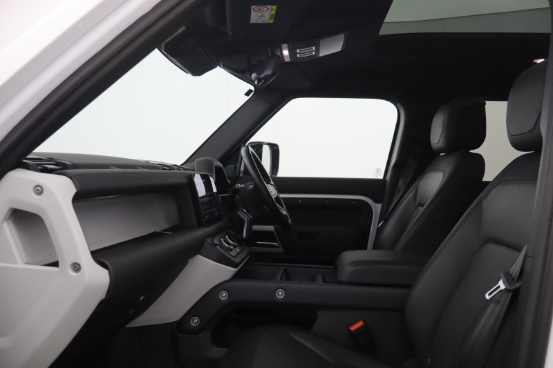 2023 (23) LAND ROVER DEFENDER 3.0 D250 X-Dynamic HSE 110 5dr Auto 5276611