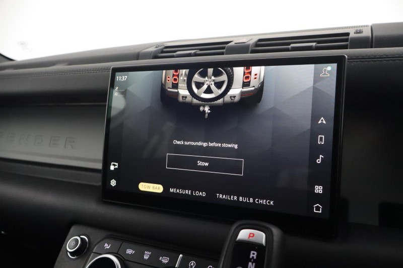 2023 (23) LAND ROVER DEFENDER 3.0 D250 X-Dynamic HSE 110 5dr Auto 5276649