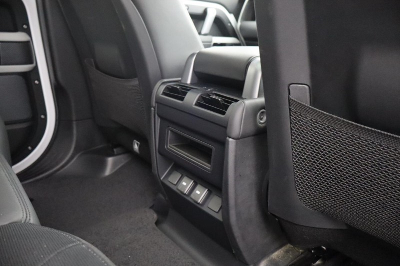 2023 (23) LAND ROVER DEFENDER 3.0 D250 X-Dynamic HSE 110 5dr Auto 5276617