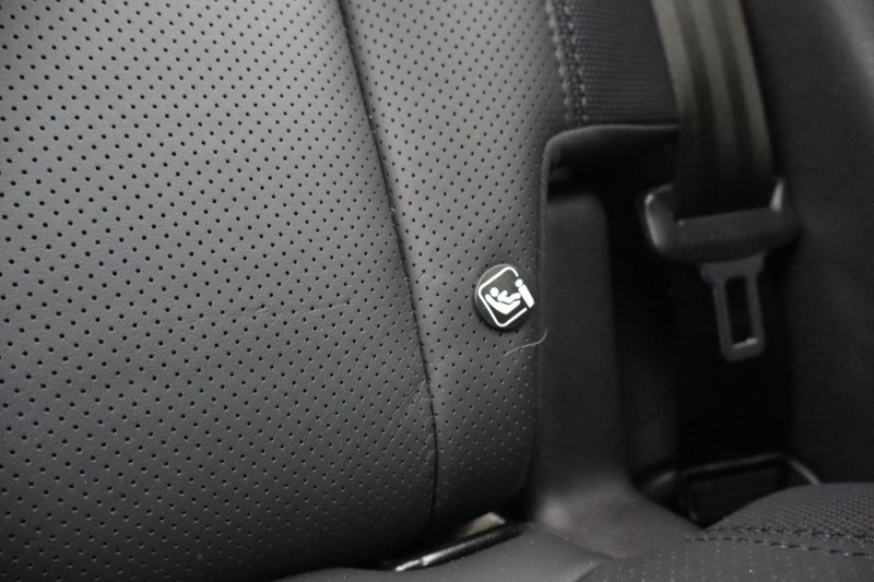 2023 (23) LAND ROVER DEFENDER 3.0 D250 X-Dynamic HSE 110 5dr Auto 5276633