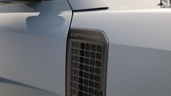 2021 (21) LAND ROVER DEFENDER 3.0 D200 110 5dr Auto 5232085