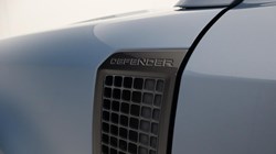 2021 (21) LAND ROVER DEFENDER 3.0 D200 110 5dr Auto 5232088
