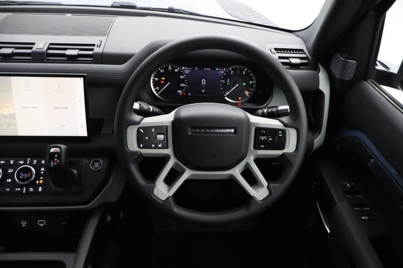 2021 (21) LAND ROVER DEFENDER 3.0 D200 110 5dr Auto 5232095