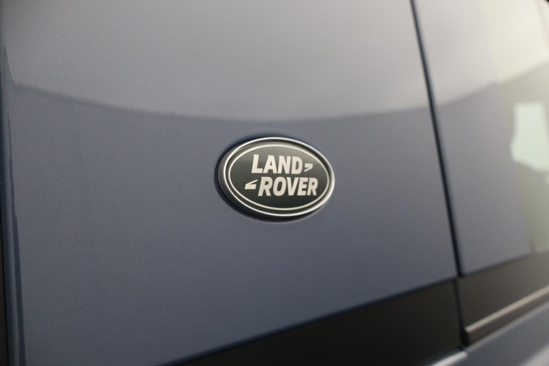 2021 (21) LAND ROVER DEFENDER 3.0 D200 110 5dr Auto 5232077