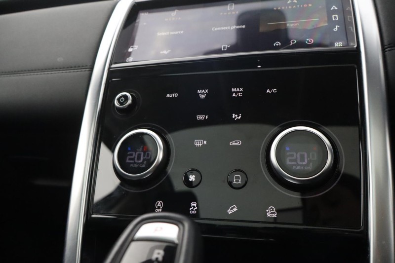 2020 (70) LAND ROVER DISCOVERY SPORT 2.0 D200 SE 5dr Auto 5260972