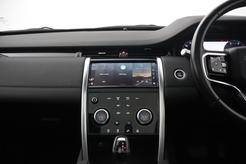 2020 (70) LAND ROVER DISCOVERY SPORT 2.0 D200 SE 5dr Auto 5260953