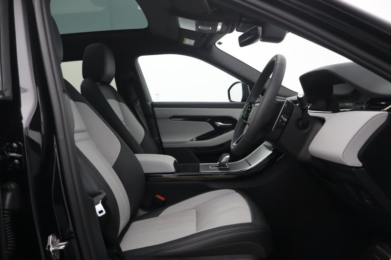 2026 (75) LAND ROVER RANGE ROVER EVOQUE 2.0 D200 Dynamic SE 5dr Auto 5259559