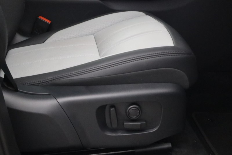 2026 (75) LAND ROVER RANGE ROVER EVOQUE 2.0 D200 Dynamic SE 5dr Auto 5259560