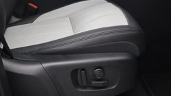 2026 (75) LAND ROVER RANGE ROVER EVOQUE 2.0 D200 Dynamic SE 5dr Auto 5259560