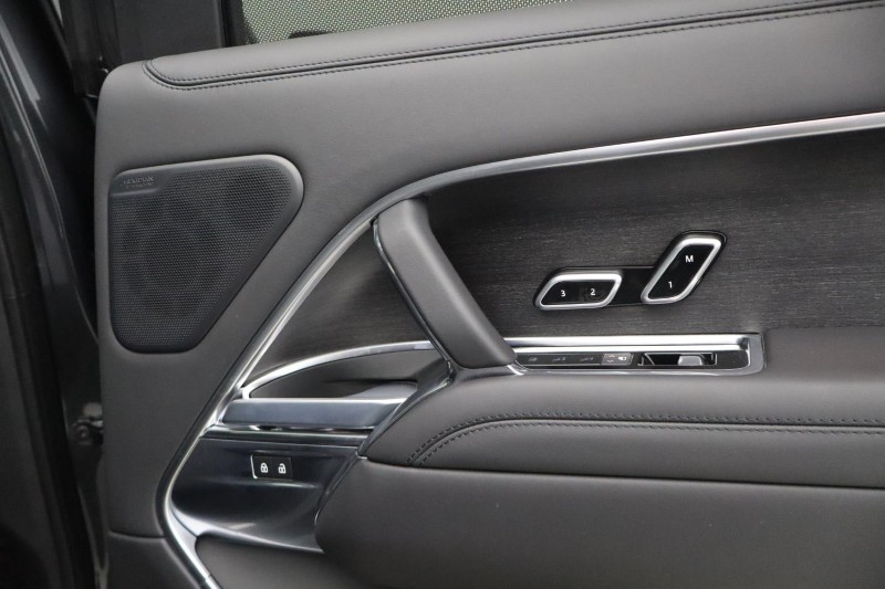 2023 (23) LAND ROVER RANGE ROVER 3.0 D350 Autobiography 4dr Auto 5256293