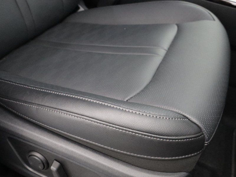 2024 (74) KIA SORENTO 1.6 T-GDi HEV 3 5dr Auto 4117489