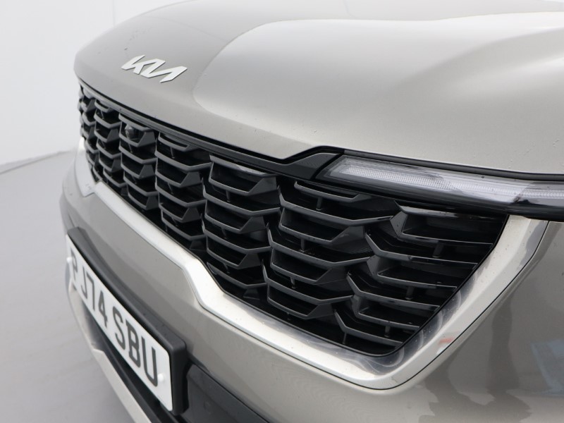 2024 (74) KIA SORENTO 1.6 T-GDi HEV 3 5dr Auto 4117483