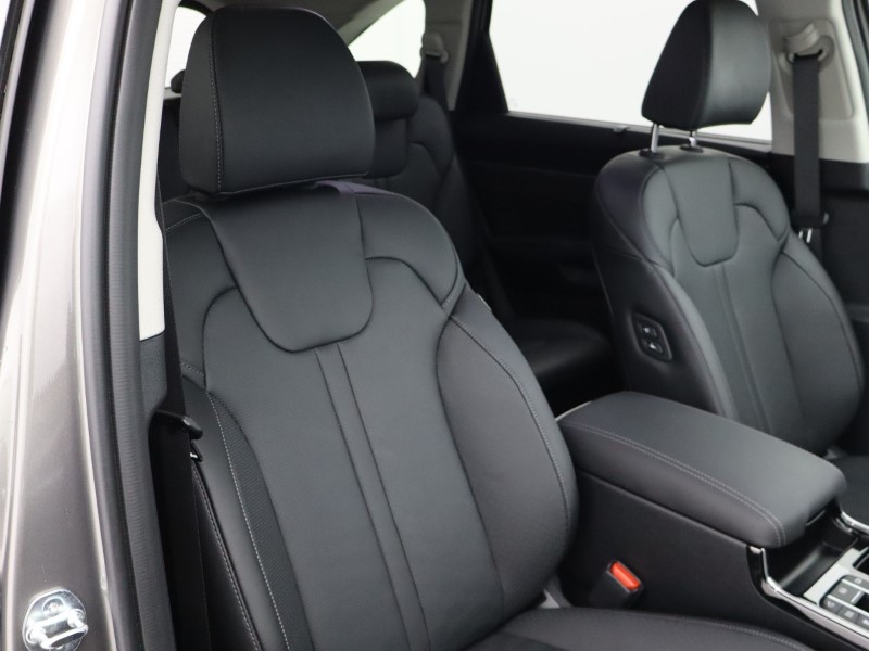 2024 (74) KIA SORENTO 1.6 T-GDi HEV 3 5dr Auto 4117490