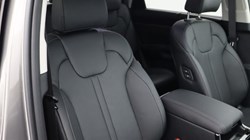 2024 (74) KIA SORENTO 1.6 T-GDi HEV 3 5dr Auto 4117490