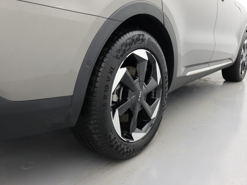 2024 (74) KIA SORENTO 1.6 T-GDi HEV 3 5dr Auto 4117504