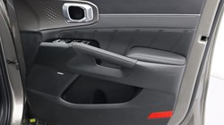 2024 (74) KIA SORENTO 1.6 T-GDi HEV 3 5dr Auto 4117486