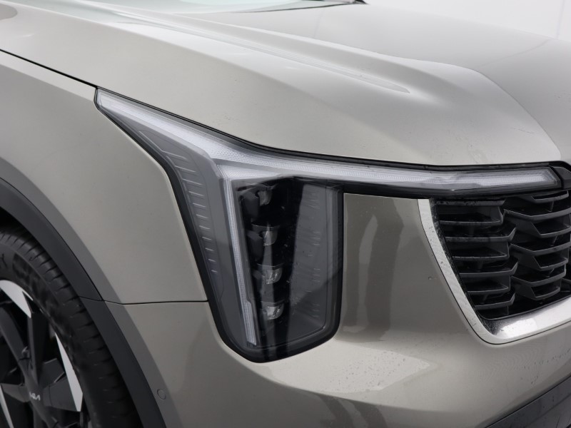 2024 (74) KIA SORENTO 1.6 T-GDi HEV 3 5dr Auto 4117484