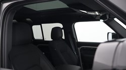 2026 (26) LAND ROVER DEFENDER 3.0 D250 X-Dynamic SE 110 5dr Auto 5814179