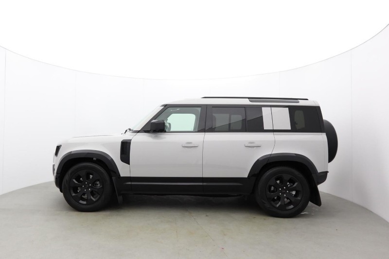 2026 (26) LAND ROVER DEFENDER 3.0 D250 X-Dynamic SE 110 5dr Auto 5814143