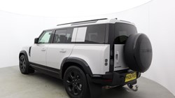 2026 (26) LAND ROVER DEFENDER 3.0 D250 X-Dynamic SE 110 5dr Auto 5814145