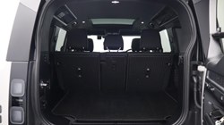 2026 (26) LAND ROVER DEFENDER 3.0 D250 X-Dynamic SE 110 5dr Auto 5814147