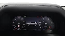 2026 (26) LAND ROVER DEFENDER 3.0 D250 X-Dynamic SE 110 5dr Auto 5814185