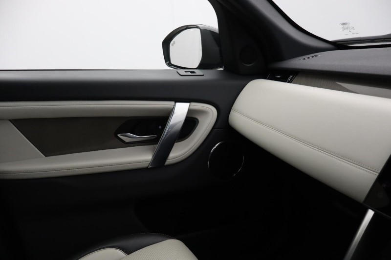 2024 (74) LAND ROVER DISCOVERY SPORT 2.0 D200 Dynamic HSE 5dr Auto [7 Seat] 5283924