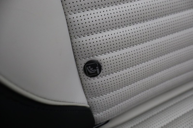 2024 (74) LAND ROVER DISCOVERY SPORT 2.0 D200 Dynamic HSE 5dr Auto [7 Seat] 5283925