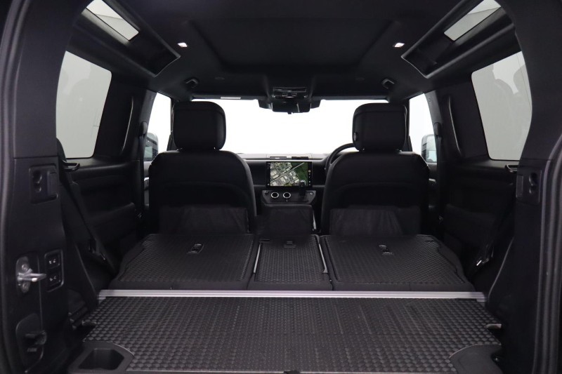2026 (26) LAND ROVER DEFENDER 3.0 D350 X-Dynamic HSE 90 3dr Auto 5798441