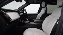 2026 (26) LAND ROVER RANGE ROVER SPORT 3.0 D300 Dynamic SE 5dr Auto 5490678