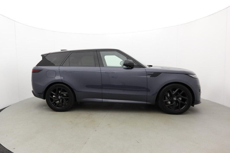 2026 (26) LAND ROVER RANGE ROVER SPORT 3.0 D300 Dynamic SE 5dr Auto 5490664