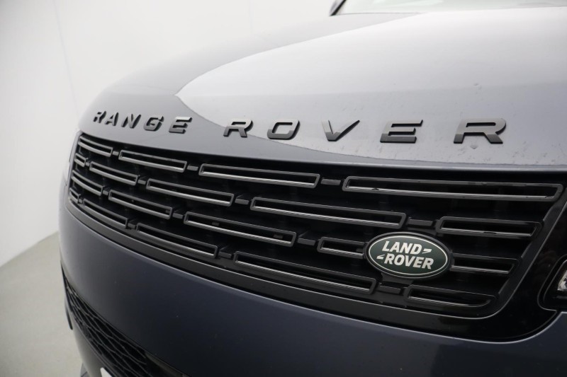 2026 (26) LAND ROVER RANGE ROVER SPORT 3.0 D300 Dynamic SE 5dr Auto 5490692