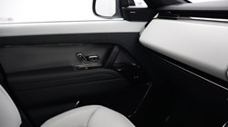 2026 (26) LAND ROVER RANGE ROVER SPORT 3.0 D300 Dynamic SE 5dr Auto 5490725