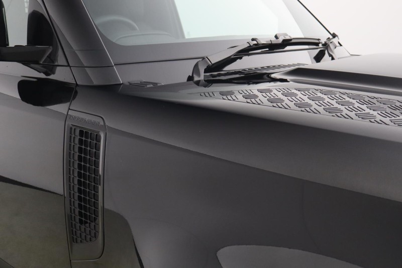 2025 (25) LAND ROVER COMMERCIAL DEFENDER 3.0 D250 Hard Top S Auto [3 Seat] 5279391