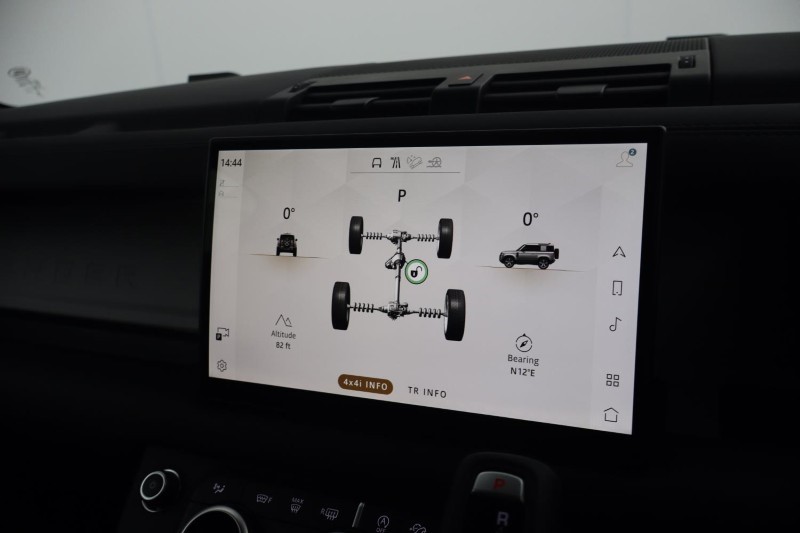 2025 (25) LAND ROVER COMMERCIAL DEFENDER 3.0 D250 Hard Top S Auto [3 Seat] 5279409