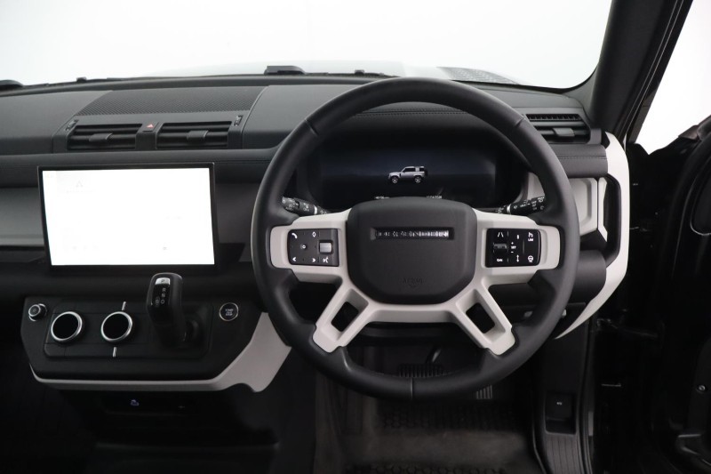 2025 (25) LAND ROVER COMMERCIAL DEFENDER 3.0 D250 Hard Top S Auto [3 Seat] 5279389