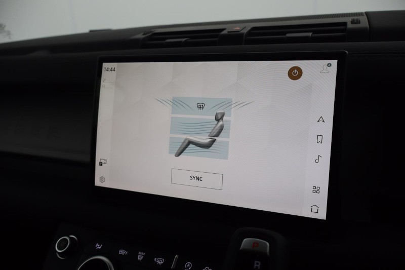 2025 (25) LAND ROVER COMMERCIAL DEFENDER 3.0 D250 Hard Top S Auto [3 Seat] 5279407