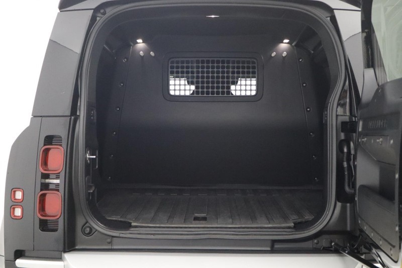 2025 (25) LAND ROVER COMMERCIAL DEFENDER 3.0 D250 Hard Top S Auto [3 Seat] 5279373